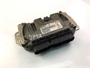 Toyota 89661-0H090; 0261S04465 / 896610H090, 0261S04465 AYGO (_B1_) 2010 Unidad de control del motor