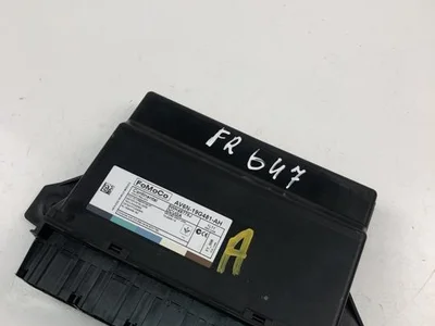 Ford AV6N-19G481-AH / AV6N19G481AH FOCUS III 2013 unité de contrôle - Image 1