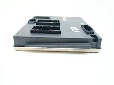 Porsche 7PP.907.064.HL / 7PP907064HL CAYENNE (92A) 2015 Body control module BCM FEM SAM BSI - Image 1