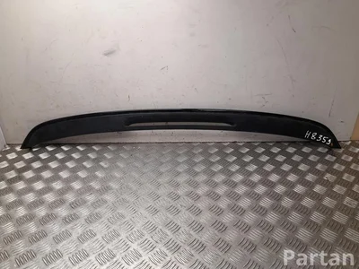 Volkswagen 7P6 827 934 A / 7P6827934A TOUAREG (7P5) 2017 tylny spojler - Zdjęcie 1