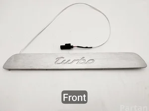 Porsche 970.555.989.02 / 97055598902 PANAMERA (970) 2012 plaque de seuil - panneau de seuil