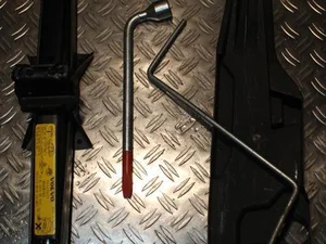 Volvo 30647864 XC90 I 2008 Domkratas komplektas