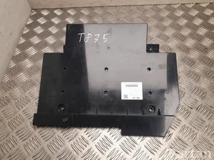 XPeng 860102EF1 P7 2025 Trim