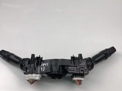 Kia 93420-2Y660; 93420-A2631 / 934202Y660, 93420A2631 CEE'D (JD) 2012 Przyciski na kierownicy - Obraz 1