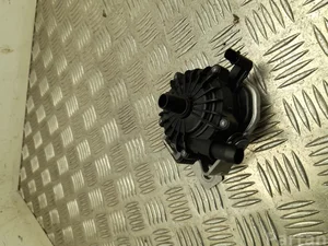 Kia 28920-2M600 / 289202M600 Sportage V NQ5 2023 Pompe à eau supplémentaire