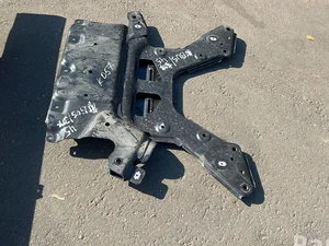 Audi 4KR 399 345 B / 4KR399345B Q8 e-tron 2021 traverser