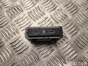Dacia 284H31069R BIGSTER 2025 Eingabegerät USB