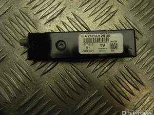 Mercedes-Benz A 212 905 29 05 / A2129052905 E-CLASS (W212) 2016 Amplificateur d'antenne