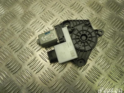 BMW 7 457 250 / 7457250 X3 (G01) 2018 Эл.двигатель стеклоподъёмника спереди слева - Изображение 1