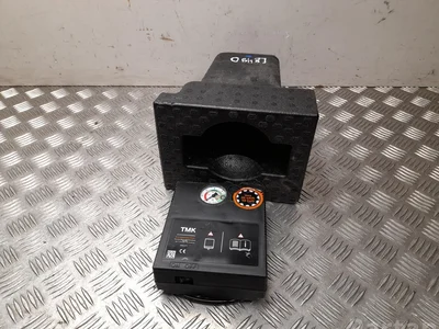 BMW 6897736 iX 2023 Boîte à outils - Image 1