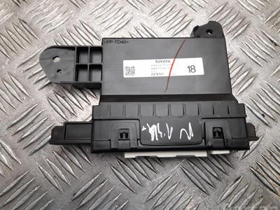 Toyota 88650-F4180 / 88650F4180 C-HR (_X1_) 2020 Appareil de commande - Image 1