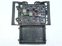 Chevrolet 22887724 CORVETTE (C7) 2015 Fuse Box
