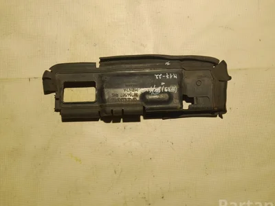 Volvo 30764567 XC60 2009 Prise d'air / Conduit d'air d'admission - Image 1