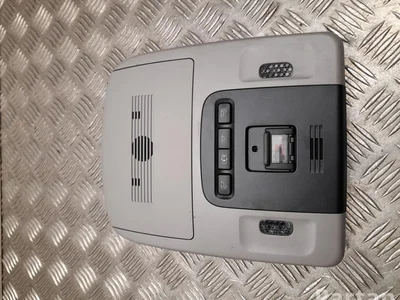 Toyota 1D111-277G, 867E1-33011 / 1D111277G, 867E133011 Camry XV70 2020 Lumière intérieure - Image 1