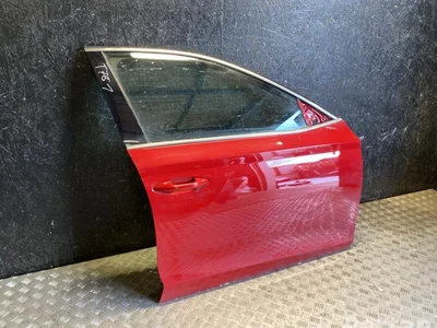 Škoda Octavia Mk4 2021 Porte Right Front - Image 1