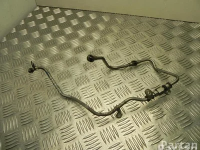 Mercedes-Benz A 651 180 11 20 / A6511801120 C-CLASS (W205) 2016 Tuyau d'huile - Image 1