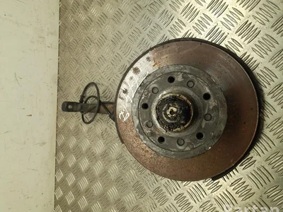 Mercedes-Benz S-Class W126 1983 Logement de roulement de roue Right Front - Image 1