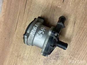 Renault 215815MP0A MEGANE E 2024 bomba de agua adicional
