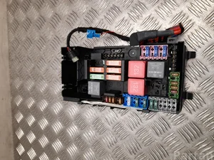 Mercedes-Benz A1675454000 EQC (N293) 2020 Boîte à fusibles