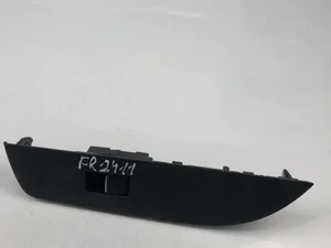 Toyota 74231-02F60 / 7423102F60 COROLLA ( E210) Sedan 2020 Bouton de lève-vitre