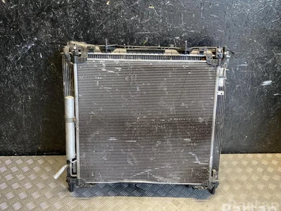 Land Rover AW83-7A095AA, FPLA-8005-AB, FPLA-19C600-AC, FPLA-19E839-AJ / AW837A095AA, FPLA8005AB, FPLA19C600AC, FPLA19E839AJ RANGE ROVER SPORT (L494) 2017 Radiateur Refroidisseur d'air comprimé intermédiaire Ventilateur de radiateur Condenseur - Image 1