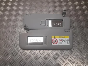 Audi 8V5 857 551 T, 8V5 857 552 A / 8V5857551T, 8V5857552A A4 (8W2, B9) 2022 Panneau solaire complect