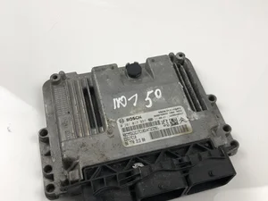 Peugeot 9677031380; 0281017937 / 9677031380, 0281017937 206+ (T3E) 2009 Unité de contrôle moteur