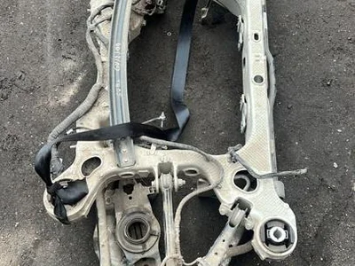 Ford USA LJ9C-5K067-AC / LJ9C5K067AC Mustang Mach-E 2022 poutre d'essieu arrière - Image 1