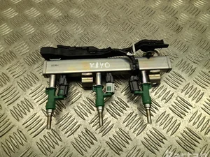 Lexus 23250-15070, 82125-52190 / 2325015070, 8212552190 LBX 2025 Distribution de carburant