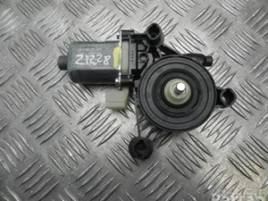 Volkswagen 5Q0 959 802 C / 5Q0959802C GOLF VII (5G1, BQ1, BE1, BE2) 2019 Moteur de lève-vitre Right Front