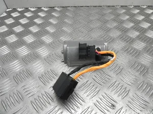 Škoda 5Q0 907 155 B / 5Q0907155B SUPERB III Estate (3V5) 2016 Onduleur avec convertisseur