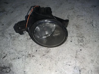 Nissan 89202711 PRIMERA (P12) 2006 Projecteur antibrouillard - Image 1
