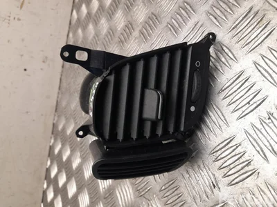 Iveco 5801607539 DAILY VI Nadwozie pełne 2025 Dysza powietrzna z przodu z lewej - Zdjęcie 1