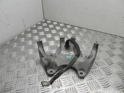 BMW 6777611 7 (F01, F02, F03, F04) 2011 Support - Image 1