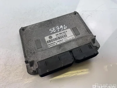 Volkswagen 03E906033R POLO (9N_) 2009 Control unit for engine - Image 1