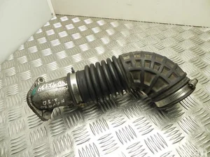 Nissan 2.5 / 25 NP300 NAVARA (D40) 2007 Prise d'air / Conduit d'air d'admission