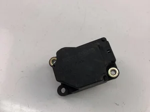 Volvo 75622G XC90 I 2011 Moteur de réglage pour volet de régulation