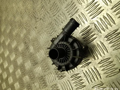 Volkswagen 1EA965567K ID.4 2022 Pompe à eau supplémentaire - Image 1