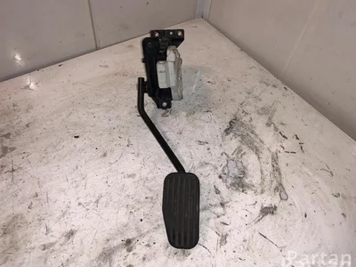 Volvo 30683521 XC90 I 2004 Pédale d'accélérateur - Image 1