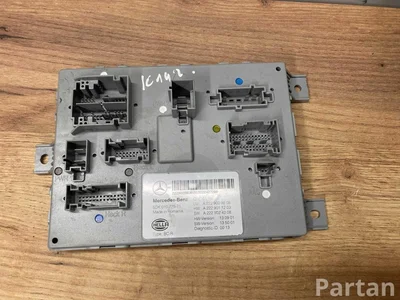 Mercedes-Benz A2229009808 ; 5DK010775 / A2229009808, 5DK010775 C-CLASS T-Model (S205) 2015 Body control module BCM FEM SAM BSI - Image 1