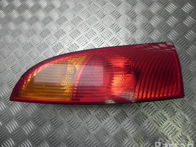 Ford XS41-13405-A / XS4113405A FOCUS (DAW, DBW) 2001 Feu arrière - Image 1