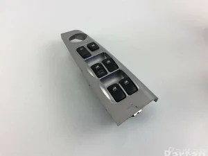 Kia 483493-1110 / 4834931110 SPORTAGE (JE_, KM_) 2007 Bouton de lève-vitre