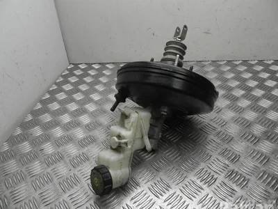 Toyota 47200-0D540 / 472000D540 YARIS (_P13_) 2012 Maître-cylindre de frein / pièces - Image 1