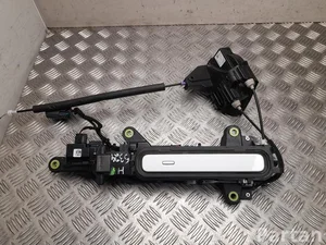 Land Rover K8D2 22400 AG, K8D2-203A28-AG / K8D222400AG, K8D2203A28AG Range Rover Evoque II L551 2023 Türgriff vorne rechts