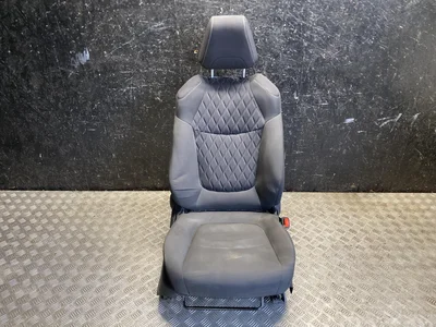 Toyota COROLLA ( E210) Sedan 2022 Siège passager - Image 1