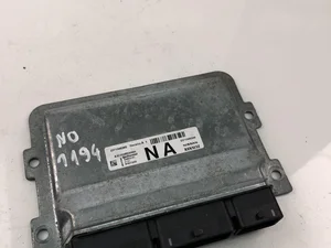 Renault 237104638S; 237104639S / 237104638S, 237104639S CAPTUR (J5_) 2022 Unidad de control del motor