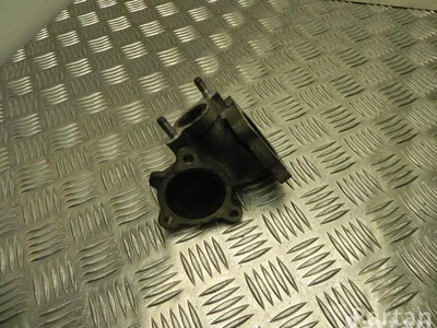 Mazda 2J29 6 Hatchback (GH) 2008 Prise d'air / Conduit d'air d'admission - Image 1