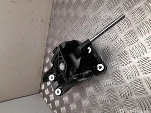 Ford JK2R-7C453-LAD / JK2R7C453LAD TRANSIT Box 2021 Levier de vitesse