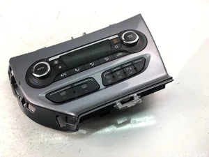 Ford BM5T18C612CJ FOCUS III 2014 Contrôle automatique de la climatisation