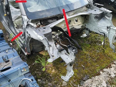 Peugeot 208 II (P21) 2021 Quart de corps Right Front - Image 1